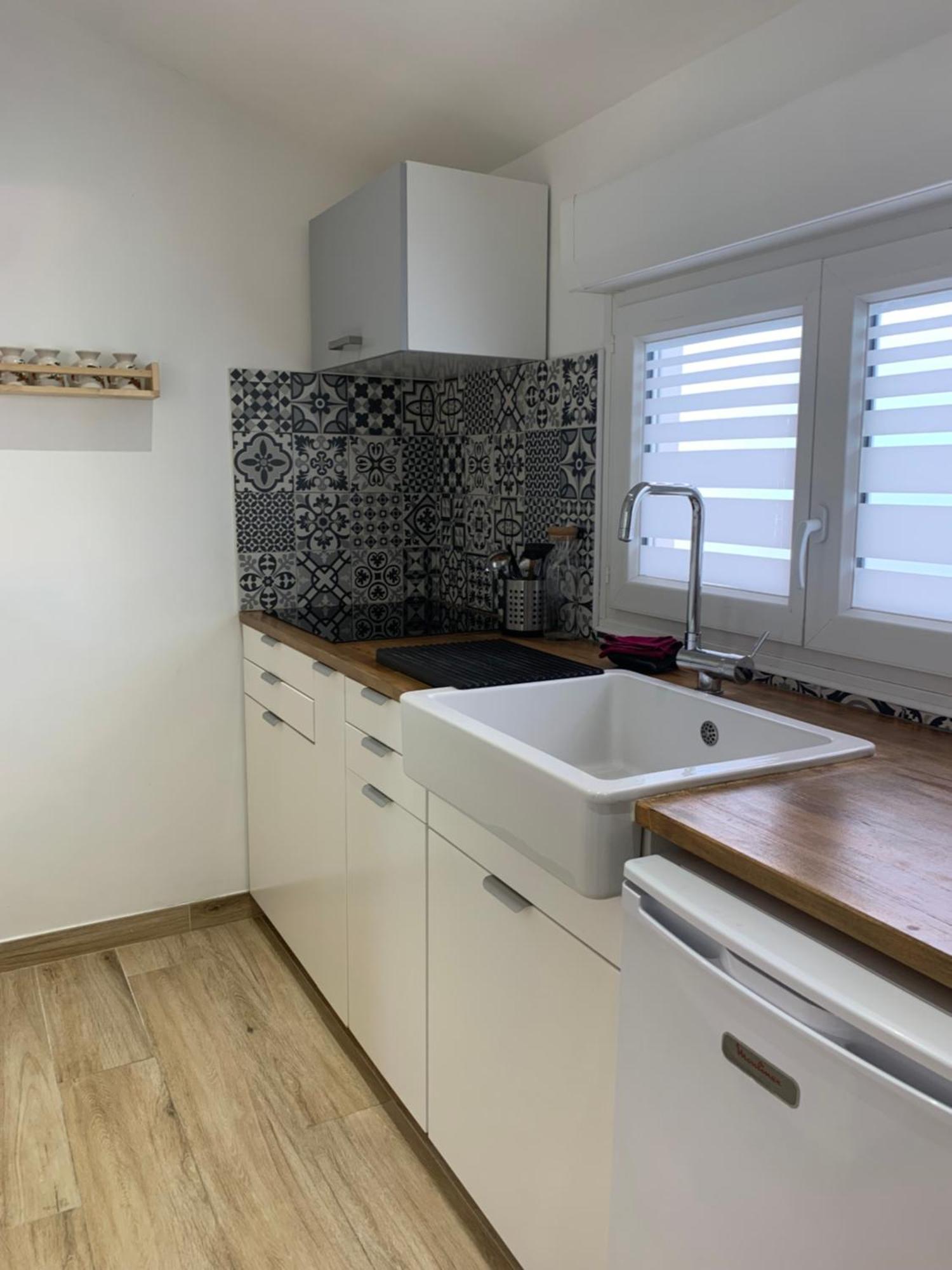 Studio Independant, Front De Mer Et Plage A 200M Antibes Exterior photo